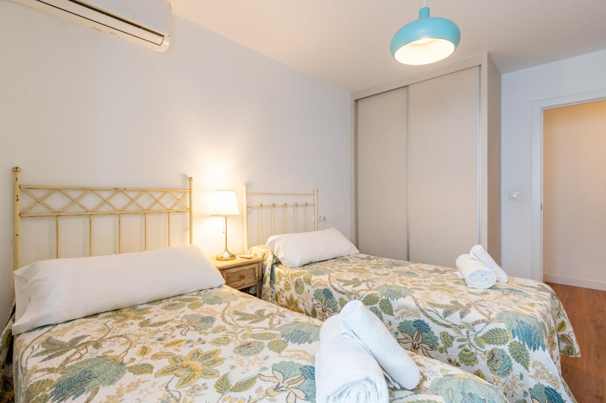 Sn Parking Incluido 4Bd 2Bth Excelente Ubicacion Apartment เซบีญา ภายนอก รูปภาพ