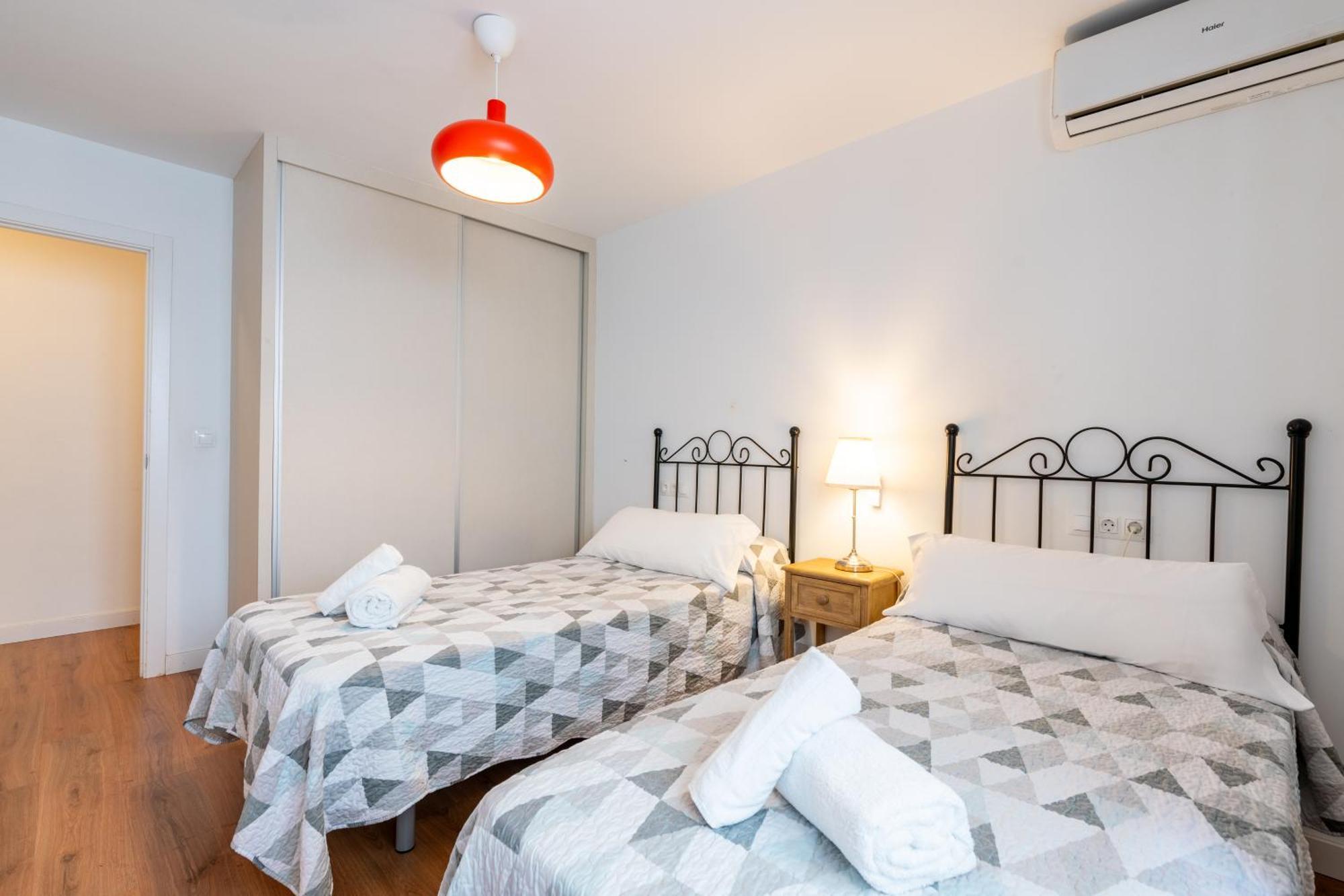 Sn Parking Incluido 4Bd 2Bth Excelente Ubicacion Apartment เซบีญา ภายนอก รูปภาพ