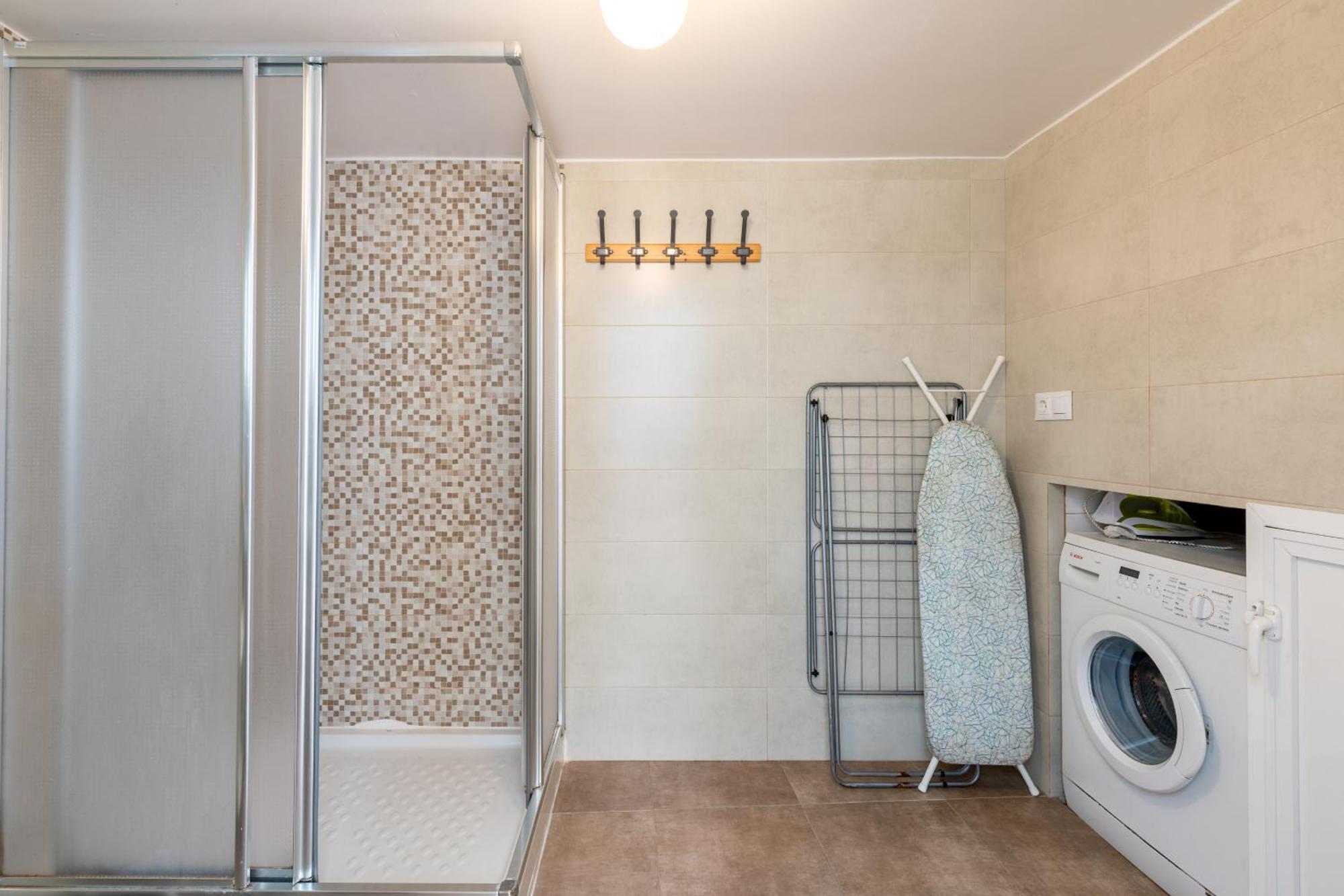Sn Parking Incluido 4Bd 2Bth Excelente Ubicacion Apartment เซบีญา ภายนอก รูปภาพ